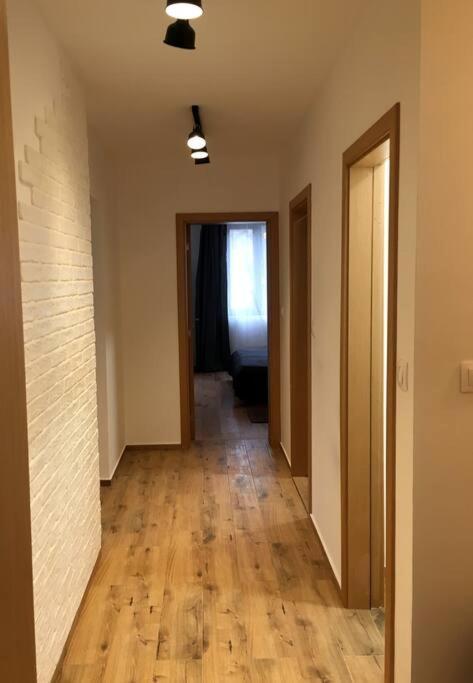 Apartemen Centrally Located , Brand New, Cozy With Parking Sofia